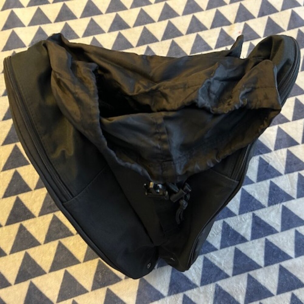 Backpack style ski-boot bag - image 4